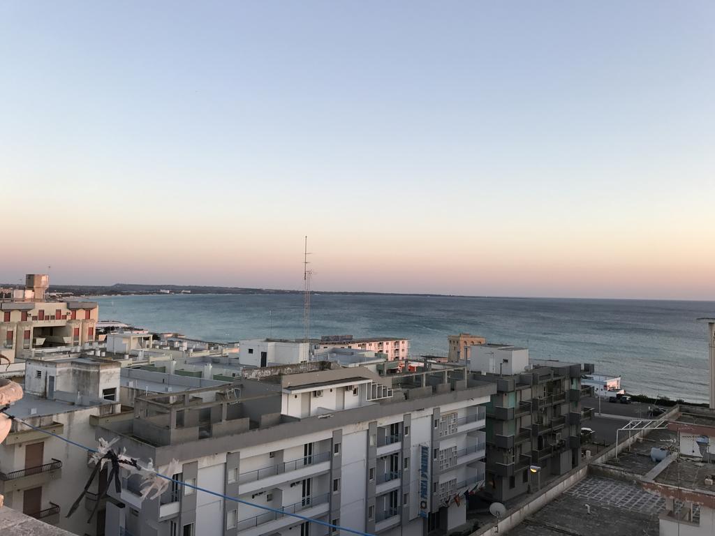 Attico In Riva Al Mare Leilighet Gallipoli Eksteriør bilde
